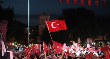 İnegöl 15 Temmuz'un yıl dönümünde meydanlarda