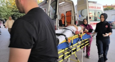 Kontrolden çıkan motosiklet metrelerce sürüklendi: 1 ağır yaralı