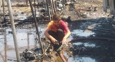 Mevsimlik işçilerin kaldığı 3 çadır kül oldu