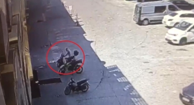 Motosiklet çalmaya toplu ulaşımla gitti