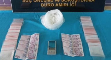Polisten kaçan yabancı uyrukludan 1 kilo uyuşturucu çıktı
