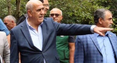 Rize'de eski belde Belediye Başkanına silahlı saldırı