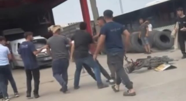 Trafikte yol verme tartışması kavgaya dönüştü