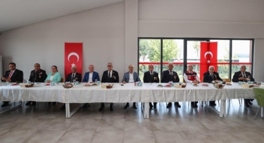 Vali Demirtaş Kıbrıs gazileri ile bir araya geldi