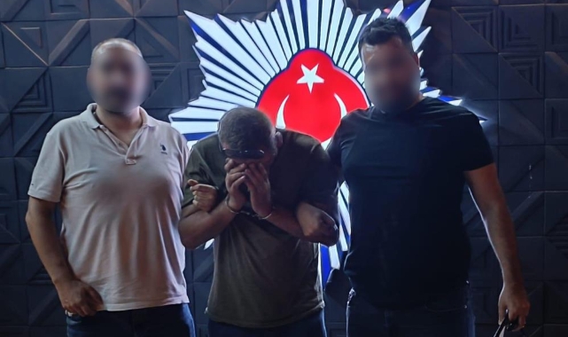 32 yıl aranması vardı gece kulubünde yakalandı