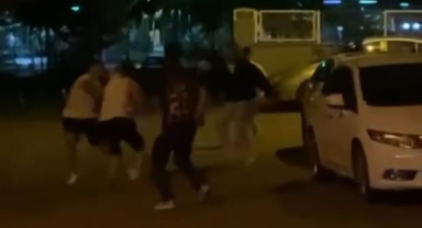 8 kişi sopa ve palayla bir kişiyi böyle darp etti