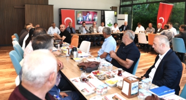 Başkan Aydın muhtarlarla bir araya geldi