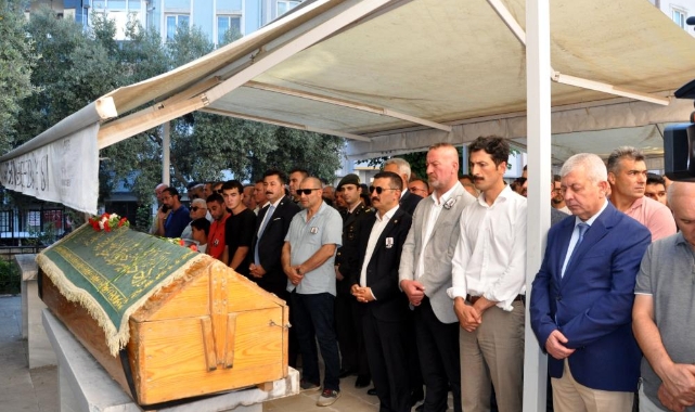 Belediye Başkan Yardımcısı toprağa verildi