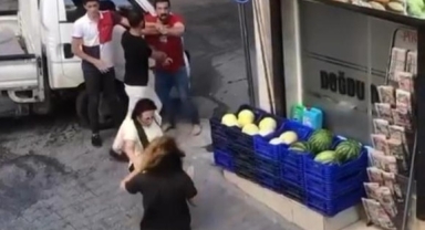 Borç kavgasında yumruklar havada uçuştu