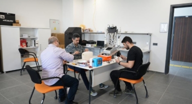 BTÜ’de yapay zekâ destekli insansı robot geliştirildi