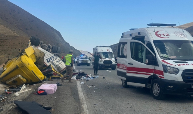 Erzincan’da katliam gibi kaza: 4 ölü, 2 yaralı