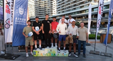 Pickleball Bursa Cup’ta ödüller sahiplerini buldu