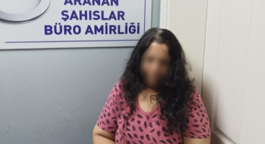 8 yıl önceki fotoğrafı kadın hırsızı ele verdi