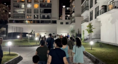 9 bloklu sitede asansör krizi isyan ettirdi