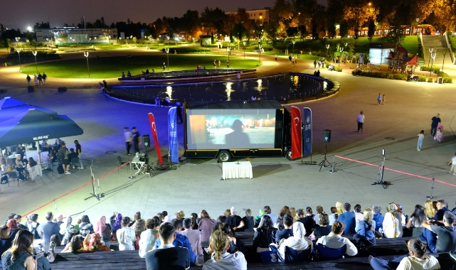 Açık havada ‘Bursa Sinema Günleri’