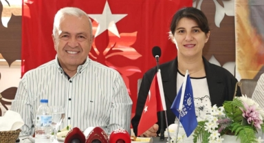 Başkan Özdemir: 'Sokak hayvanlarını toplamayacağız'