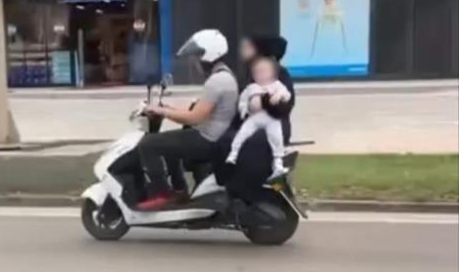 Bebeğin de hayatını tehlikeye attı!