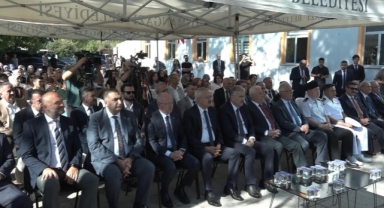Bursa’da 677 bin öğrenci için ilk ders zili çaldı