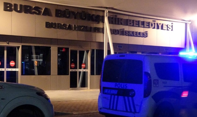 Feribot'un tuvalet kısmında sır ölüm