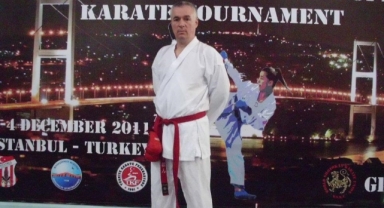 Gazeteci Enver Akasoy, Türkiye Karate Federasyonu yönetiminden istifa etti