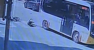 İnegöl'de minibüs bisikletli çocuğa böyle çarptı