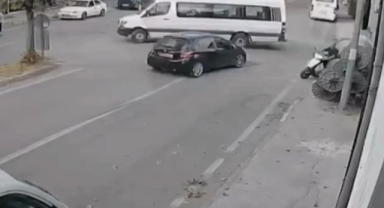 Kaza yapmamak için manevra yaptı, kaldırıma çıktı