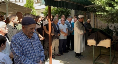 Kübra Aykut son yolculuğuna uğurladı