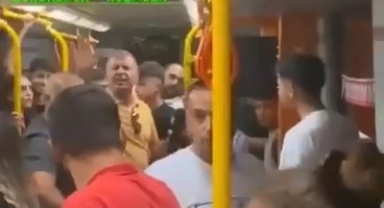 Metroda yer verme kavgası kamerada