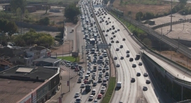 Okullar açıldı, Bursa'da yollar tıkandı