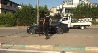 Uygulama noktasına yanlayarak girdi