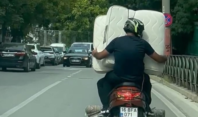 Yataklı motosiklet turu kamerada