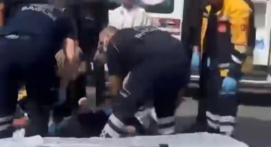 Yolun karşısına geçen yayaya otomobil çarptı