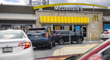 ABD'de McDonald's hamburgerleriyle bağlantılı E. coli enfeksiyonlarının sayısı 75'e yükseldi