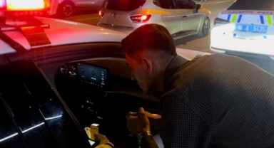 Alkollü arkadaşını kurtarmaya giden kişi alkollü çıktı