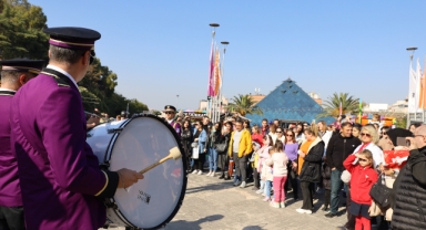 Bursa'nın dört bir yanında Cumhuriyet coşkusu