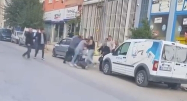 Cadde'de tekme ve yumruklar havada uçuştu