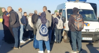 Çifte vatandaşlara sınırda zulüm