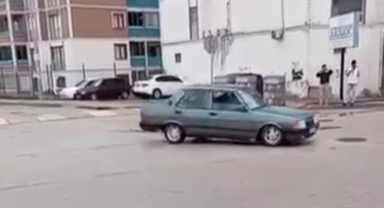 Dakikalarca drift atıp tozu dumana kattı