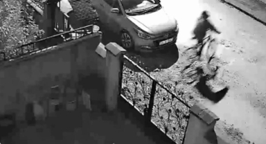 İnegöl'de bisiklet hırsızı kameraya yakalandı
