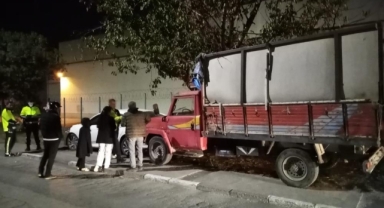 Kaza yapan aracın sürücüsüne başka bir araç çarptı