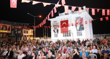 Mudanya sokaklarında tarih canlandı