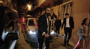 Sağdıçlardan damada düğün işkencesi