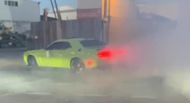 Trafiği kesip drift atan sürücü'ye 33 bin lira ceza
