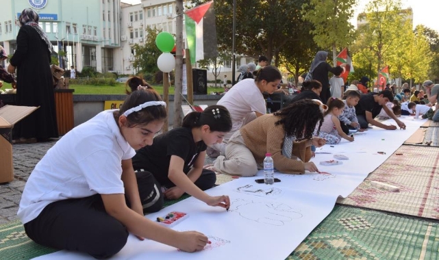 Yıldırım'da Gazze'de ölen çocuklara dikkat çekildi