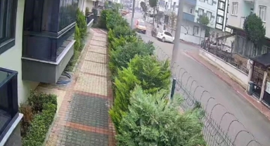 2 otomobilin çarpıştığı kazada 2 kişi yaralandı