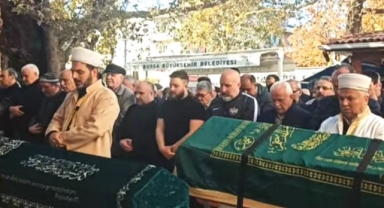 Baba-oğul yan yana toprağa verildi