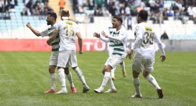 Bursaspor rekor kırmaya devam ediyor