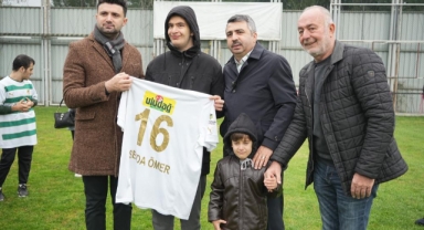 Bursaspor ve Başkan Yılmaz'dan engellilere özel hediye