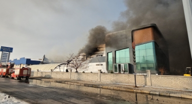 Fabrika yangınında ölü sayısı 3’e yükseldi