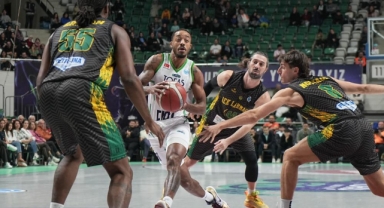 FIBA Europe Cup: Tofaş: 93 - Petrolina AEK: 61